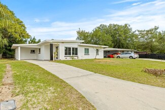 8613 Shirley Dr, Temple Terrace, FL 33617
