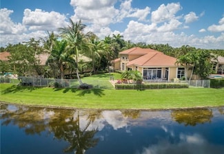 2454 Bay Isle Ct, Weston, FL 33327