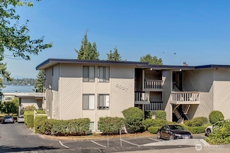 6627 Lakeview Dr Unit A102, Kirkland, WA 98033