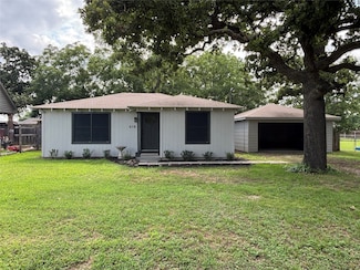 618 Brockett St, Aubrey, TX 76227