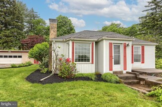 72 Springers Ln, New Cumberland, PA 17070
