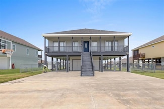 360 Angler Bay Dr, Hackberry, LA 70645