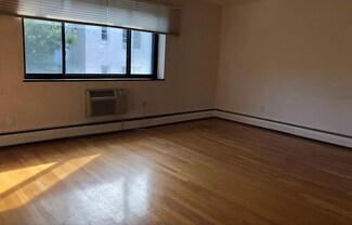 197 Kent St Unit 33, Brookline, MA 02446