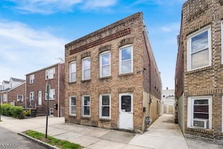 62 Naples Ave, Belleville, NJ 07109