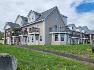 35 Mathews Ave Unit 43, Waterville, ME 04901