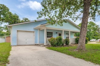 4702 Nome St, Dallas, TX 75216