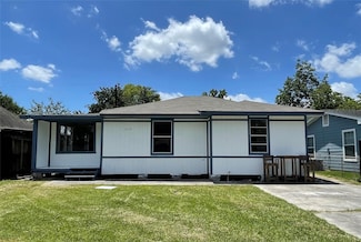 10118 Norvic St, Houston, TX 77029
