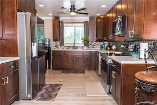 1102 N Washington St, Livingston, AL 35470