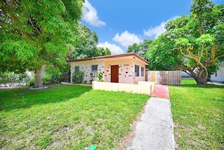 2135 NE 170th St, North Miami Beach, FL 33162