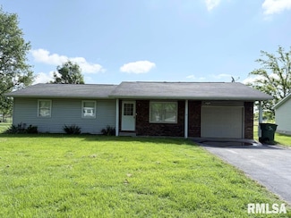 205 N Pecan St, de Soto, IL 62924