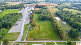 76 West Dr, Russell Springs, KY 42642