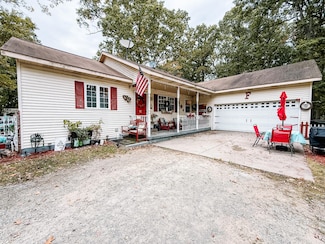 1850 Mildred St, Muskegon, MI 49445