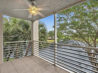 9311 Orange Grove Dr Unit 301, Davie, FL 33324