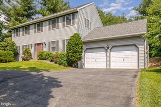 39 Brookwood Dr, Lititz, PA 17543