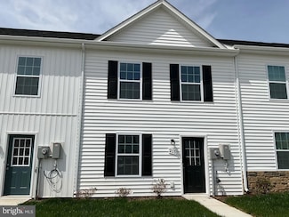 215 White Violet Way, Martinsburg, WV 25405