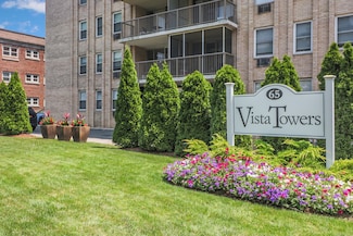 65 Glenbrook Rd Unit 5E, Stamford, CT 06902