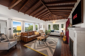 8535 Hillcrest Ave, La Mesa, CA 91941