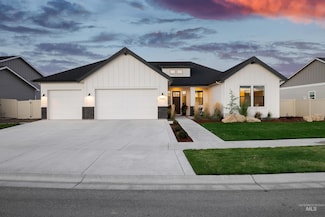 7508 S Wagons View Ave, Atlanta, ID 83716