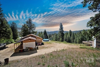 35 Ridgetop Dr, Boise, ID 83716