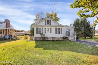 304 Schoch St, Middleburg, PA 17842