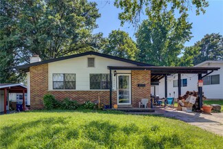 10304 Saint Ann Ln, Saint Ann, MO 63074