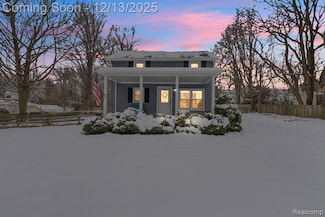 4990 Bolla Rd, Ypsilanti, MI 48197