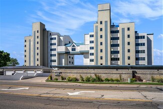 2964 Lakeshore Dr Unit E601, Muskegon, MI 49441
