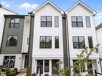 720 Noble Town Way Unit 105, Raleigh, NC 27603