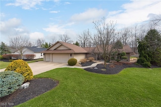 8739 Timber Edge Dr, North Ridgeville, OH 44039