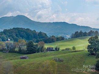 204 Ty Lea Dr Unit 17, Waynesville, NC 28785