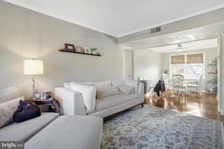 6613 Potomac Ave Unit B1, Alexandria, VA 22307