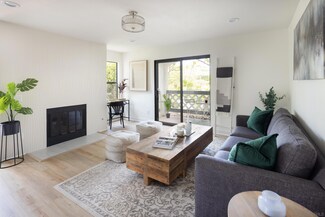 9449 Fairgrove Ln Unit 102, San Diego, CA 92129