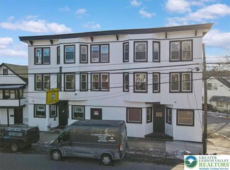 143 N 9th St, Stroudsburg, PA 18360