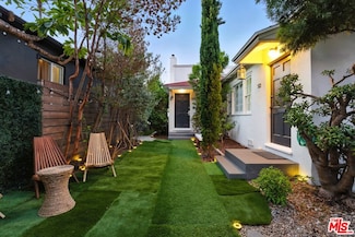 521 Venice Way, Venice, CA 90291