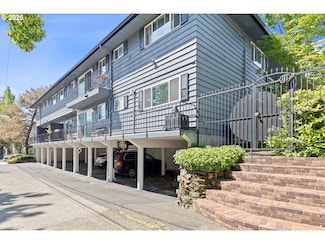 1823 NE Multnomah St Unit 21, Portland, OR 97232