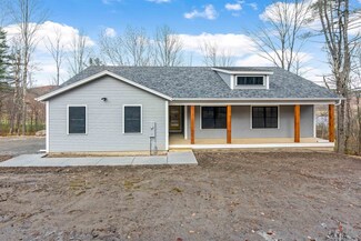 110 Wolf Ln, Richmond, VT 05477