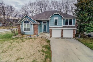 3131 S Speck Avenue Ct, Independence, MO 64057