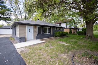 239 Marquette St, Park Forest, IL 60466