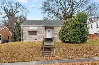 2524 Patrick Ave, Winston Salem, NC 27105