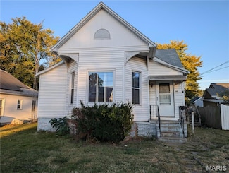 312 N Harrison St, Litchfield, IL 62056