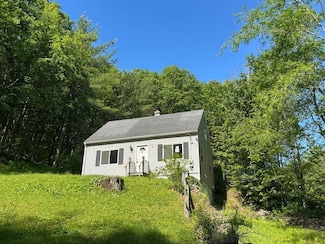 9 Woronoco Rd, Blandford, MA 01008