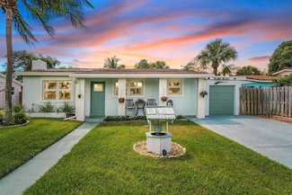 944 Hansen St, West Palm Beach, FL 33405