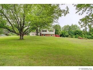1691 Lopez Ln, Savannah, NY 13146