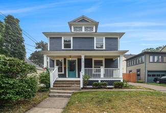 510 Pleasant St SE, Grand Rapids, MI 49503
