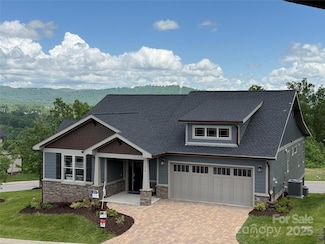175 Waightstill Dr, Arden, NC 28704