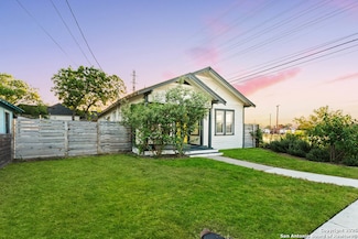 631 Muncey, San Antonio, TX 78202