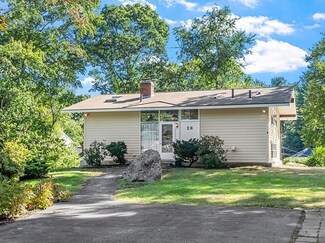 28 Tuttle Dr, Acton, MA 01720