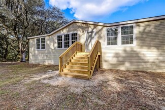 980 State Route 100, Florahome, FL 32140