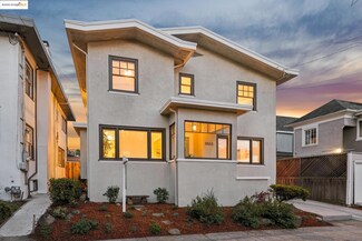 3033 Regent St, Berkeley, CA 94705