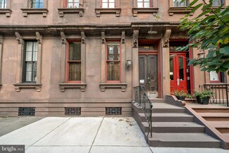 1524 Pine St Unit 4, Philadelphia, PA 19102